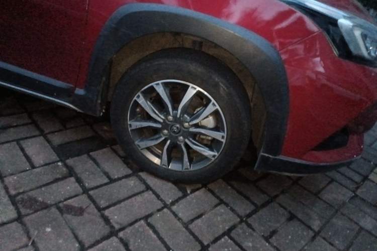 Used Toyota YARiS L Zhi Xuan 2021 X-Trail 1.5L CVT Leading Edition Right Front Wheel Hub
