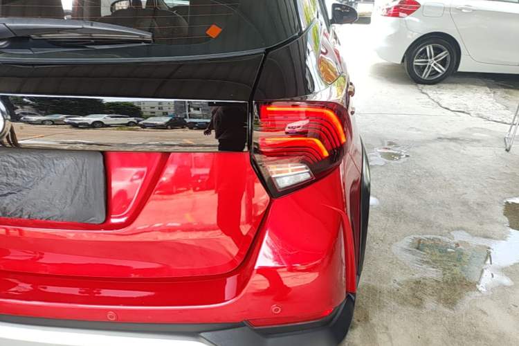 Used Toyota YARiS L Zhi Xuan 2021 X-Trail 1.5L CVT Luxury Edition Right Rear Taillight