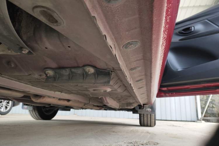 Used Toyota YARiS L Zhi Xuan 2021 1.5L CVT Leading Edition Right Side Sill