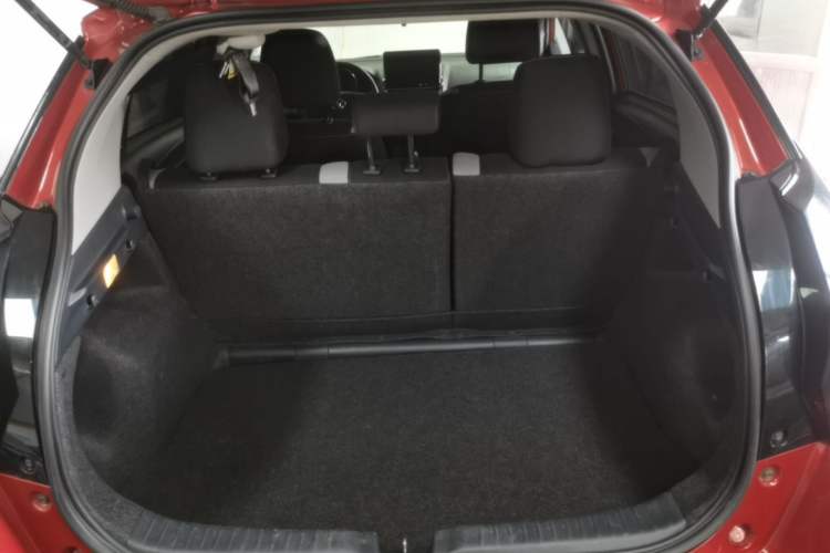 Used Toyota YARiS L Zhi Xuan 2021 X-Trail 1.5L CVT Leading Edition Trunk