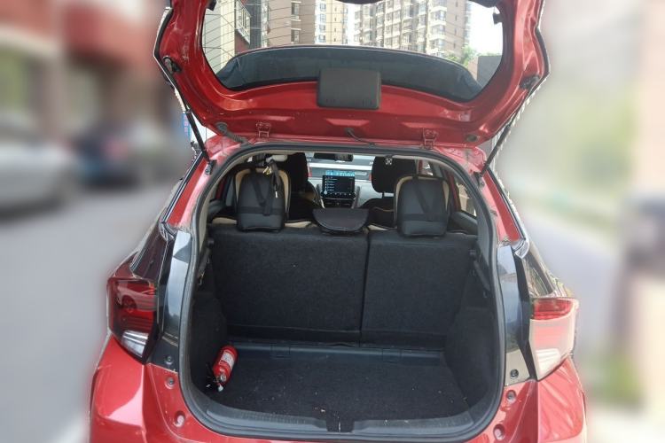 Used Toyota YARiS L Zhi Xuan 2021 X-Trail 1.5L CVT Leading Edition Trunk
