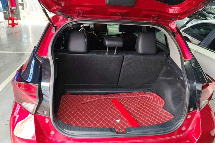 Used Toyota YARiS L Zhi Xuan 2021 X-Trail 1.5L CVT Luxury Edition Trunk