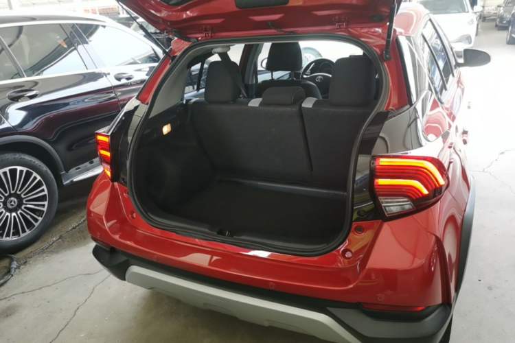 Used Toyota YARiS L Zhi Xuan 2021 X-Trail 1.5L CVT Leading Edition Trunk