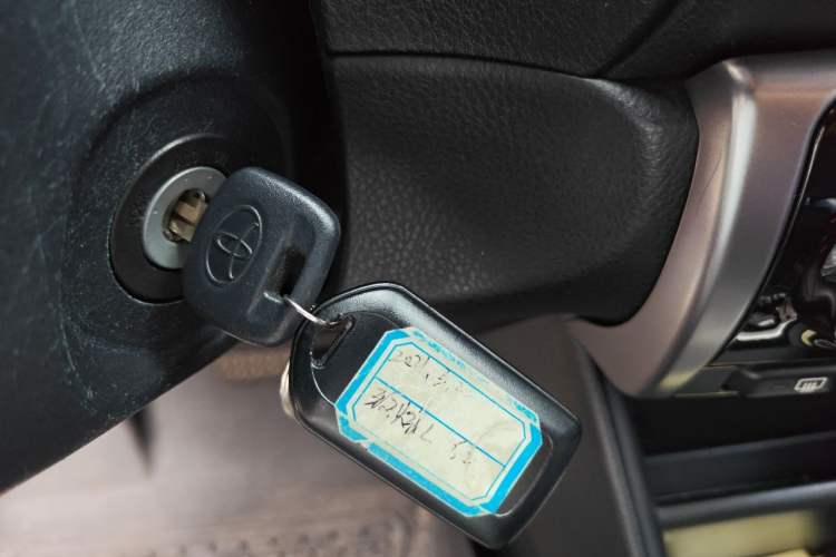 Used Toyota YARiS L Zhi Xuan 2021 1.5L CVT Leading Edition Vehicle Key