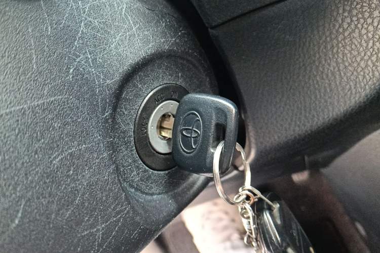 Used Toyota YARiS L Zhi Xuan 2021 X-Trail 1.5L CVT Leading Edition Vehicle Key