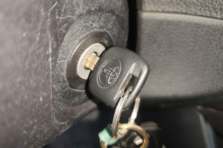 Used Toyota YARiS L Zhi Xuan 2021 1.5L CVT Leading Edition Vehicle Key