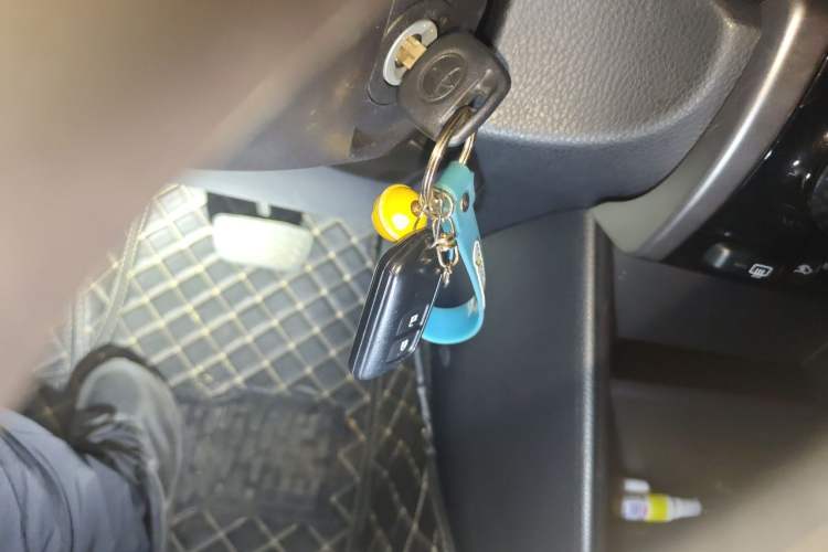 Used Toyota YARiS L Zhi Xuan 2021 X-Trail 1.5L CVT Leading Edition Vehicle Key