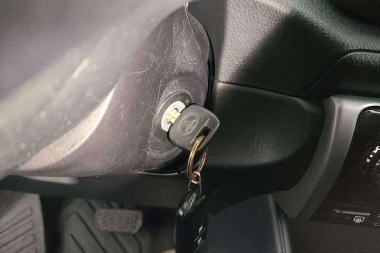 Used Toyota YARiS L Zhi Xuan 2021 X-Trail 1.5L CVT Leading Edition Vehicle Key