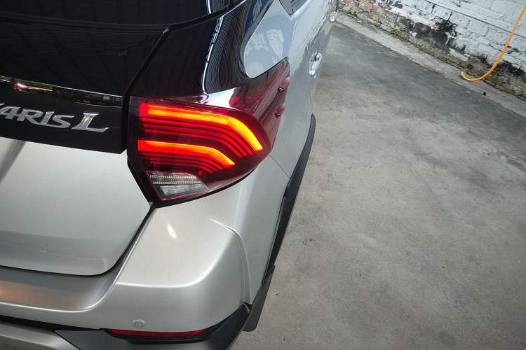 Used Toyota YARiS L Zhi Xuan 2021 1.5L CVT Luxury Edition Exterior 6