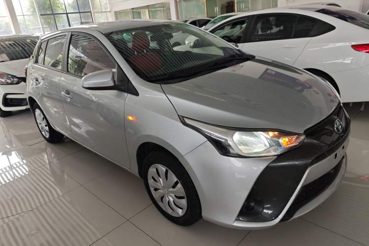 Used Toyota YARiS L Zhi Xuan 2021 1.5L CVT Leading Edition Front Right 45 Deg