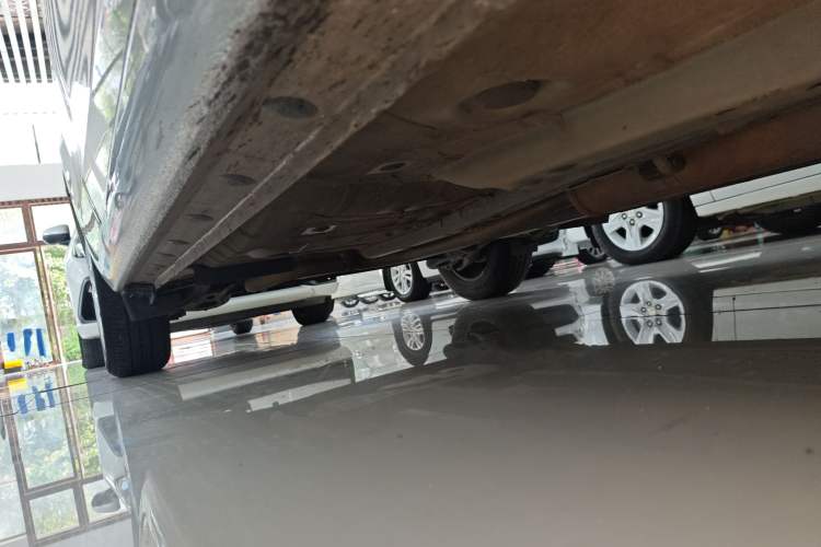 Used Toyota YARiS L Zhi Xuan 2021 1.5L CVT Leading Edition Right Side Sill