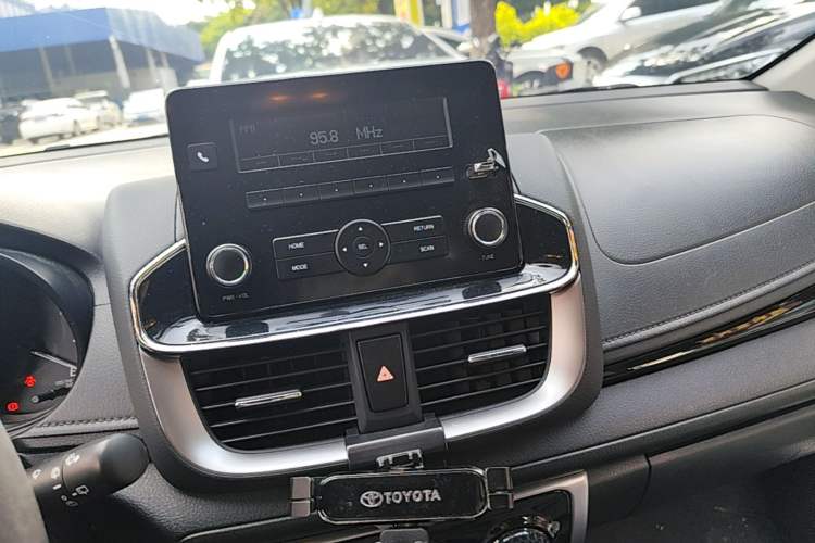 Used Toyota YARiS L Zhi Xuan 2021 X-Trail 1.5L CVT Luxury Edition Audio And AC Panel
