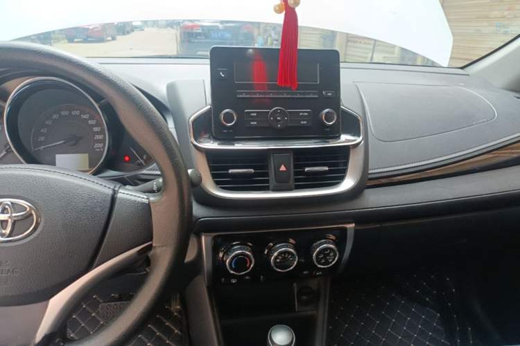 Used Toyota YARiS L Zhi Xuan 2021 X-Trail 1.5L CVT Luxury Edition Audio And AC Panel