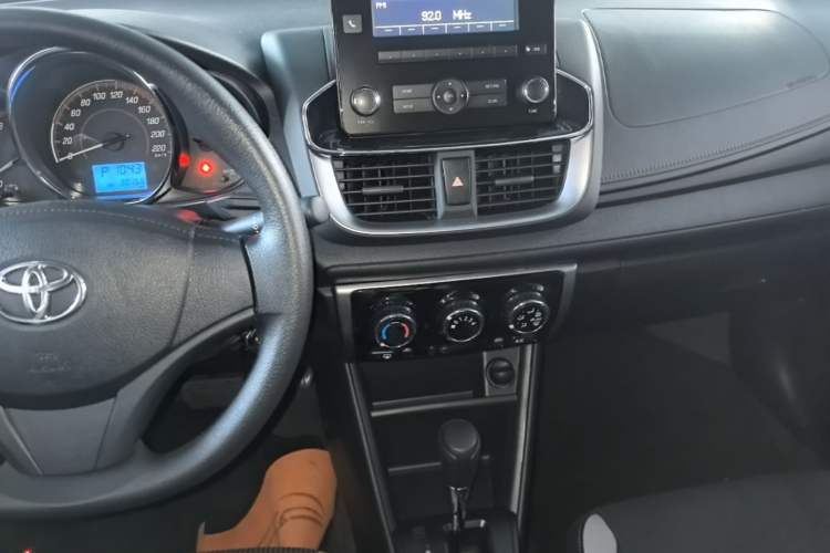 Used Toyota YARiS L Zhi Xuan 2021 1.5L CVT Leading Edition Audio And AC Panel