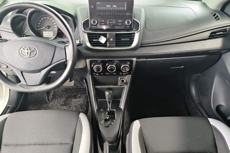 Used Toyota YARiS L Zhi Xuan 2021 1.5L CVT Leading Edition Audio And AC Panel