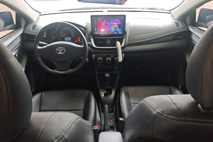 Used Toyota YARiS L Zhi Xuan 2021 X-Trail 1.5L CVT Leading Edition Center Console