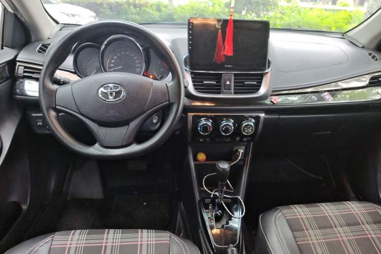Used Toyota YARiS L Zhi Xuan 2021 X-Trail 1.5L CVT Leading Edition Center Console
