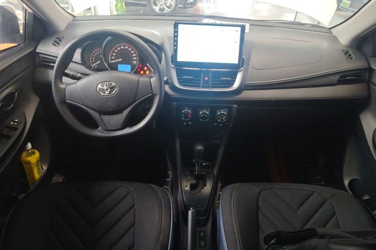 Used Toyota YARiS L Zhi Xuan 2021 X-Trail 1.5L CVT Leading Edition Center Console