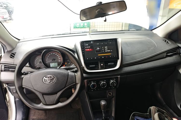 Used Toyota YARiS L Zhi Xuan 2021 X-Trail 1.5L CVT Leading Edition Center Console