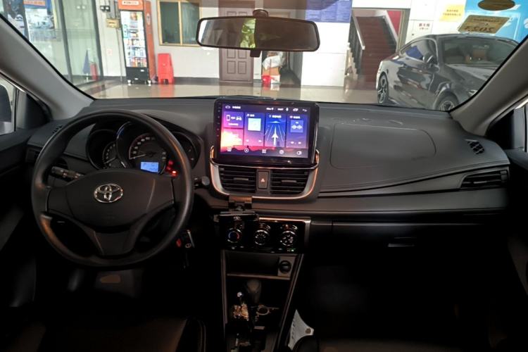 Used Toyota YARiS L Zhi Xuan 2021 1.5L CVT Leading Edition Center Console