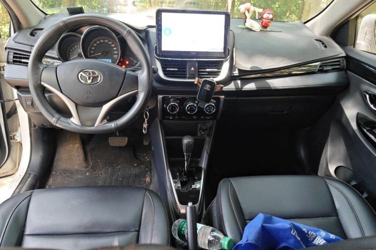 Used Toyota YARiS L Zhi Xuan 2021 X-Trail 1.5L CVT Luxury Edition Center Console