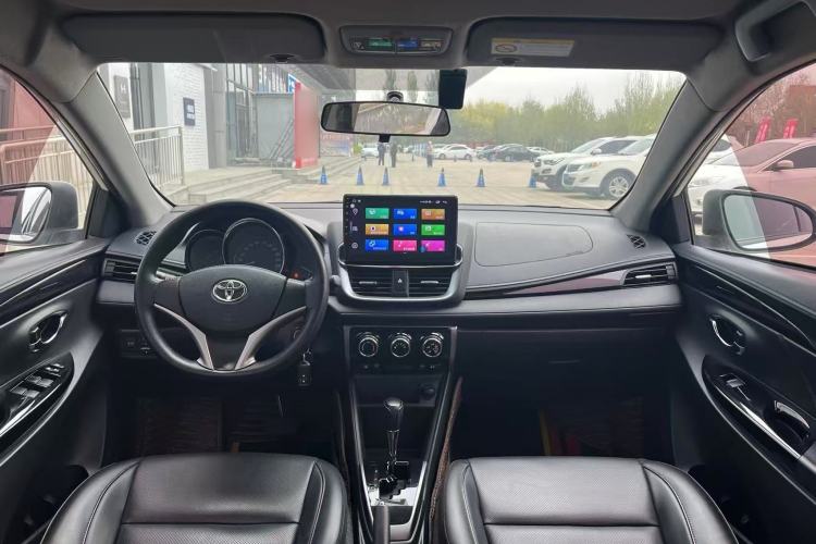Used Toyota YARiS L Zhi Xuan 2021 X-Trail 1.5L CVT Luxury Edition Center Console