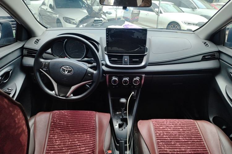 Used Toyota YARiS L Zhi Xuan 2021 X-Trail 1.5L CVT Luxury Edition Center Console