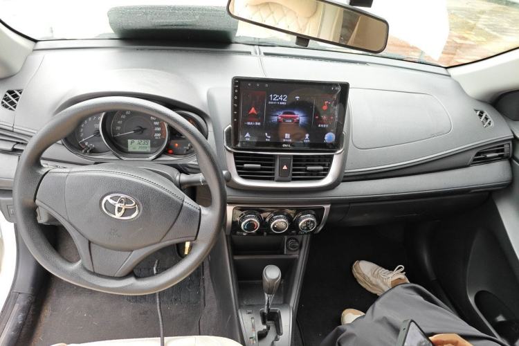Used Toyota YARiS L Zhi Xuan 2021 X-Trail 1.5L CVT Leading Edition Center Console