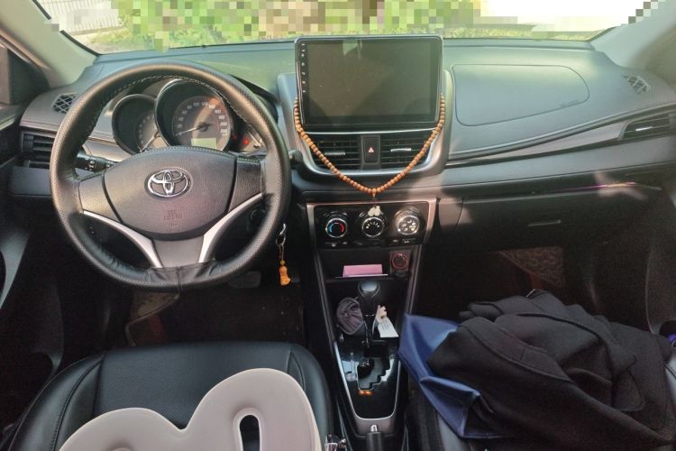 Used Toyota YARiS L Zhi Xuan 2021 X-Trail 1.5L CVT Luxury Edition Center Console
