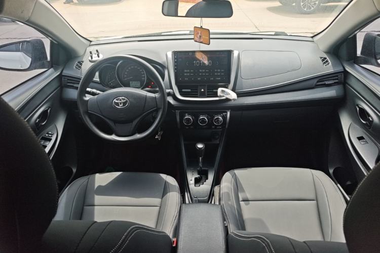 Used Toyota YARiS L Zhi Xuan 2021 X-Trail 1.5L CVT Leading Edition Center Console