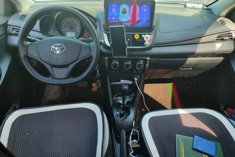 Used Toyota YARiS L Zhi Xuan 2021 X-Trail 1.5L CVT Leading Edition Center Console