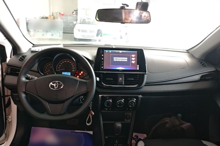 Used Toyota YARiS L Zhi Xuan 2021 X-Trail 1.5L CVT Leading Edition Center Console