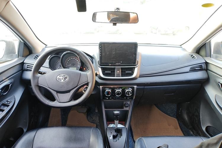Used Toyota YARiS L Zhi Xuan 2021 X-Trail 1.5L CVT Leading Edition Center Console