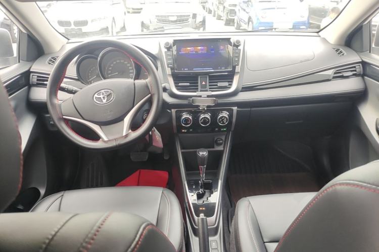 Used Toyota YARiS L Zhi Xuan 2021 X-Trail 1.5L CVT Luxury Edition Center Console