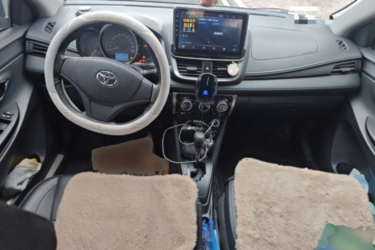 Used Toyota YARiS L Zhi Xuan 2021 X-Trail 1.5L CVT Leading Edition Center Console