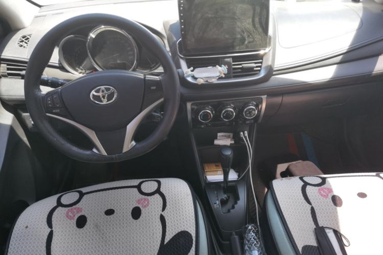 Used Toyota YARiS L Zhi Xuan 2021 X-Trail 1.5L CVT Leading Edition Center Console