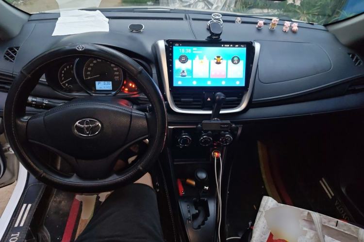 Used Toyota YARiS L Zhi Xuan 2021 X-Trail 1.5L CVT Leading Edition Center Console