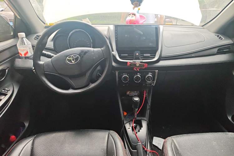 Used Toyota YARiS L Zhi Xuan 2021 X-Trail 1.5L CVT Leading Edition Center Console