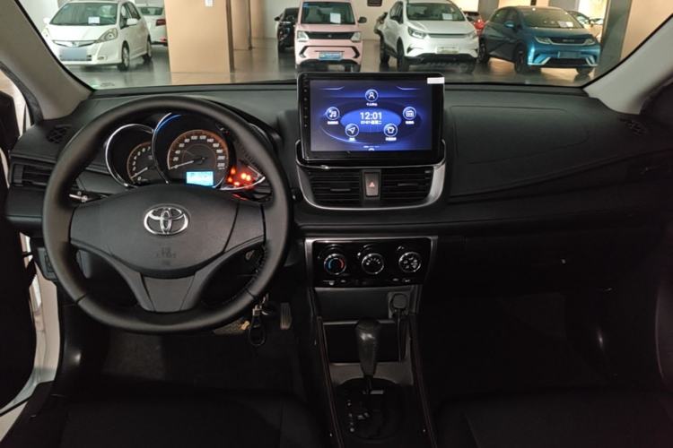 Used Toyota YARiS L Zhi Xuan 2021 X-Trail 1.5L CVT Leading Edition Center Console