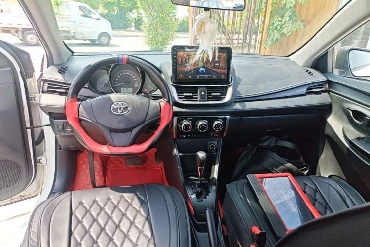 Used Toyota YARiS L Zhi Xuan 2021 X-Trail 1.5L CVT Leading Edition Center Console