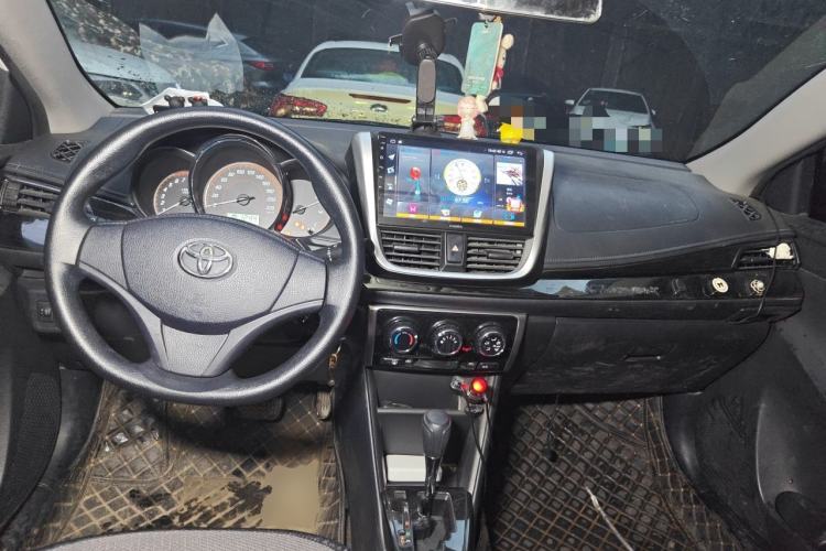 Used Toyota YARiS L Zhi Xuan 2021 X-Trail 1.5L CVT Leading Edition Center Console