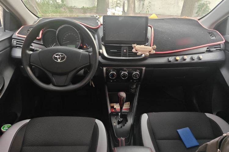 Used Toyota YARiS L Zhi Xuan 2021 X-Trail 1.5L CVT Leading Edition Center Console