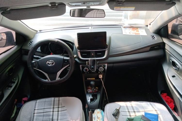 Used Toyota YARiS L Zhi Xuan 2021 1.5L CVT Leading Edition Center Console