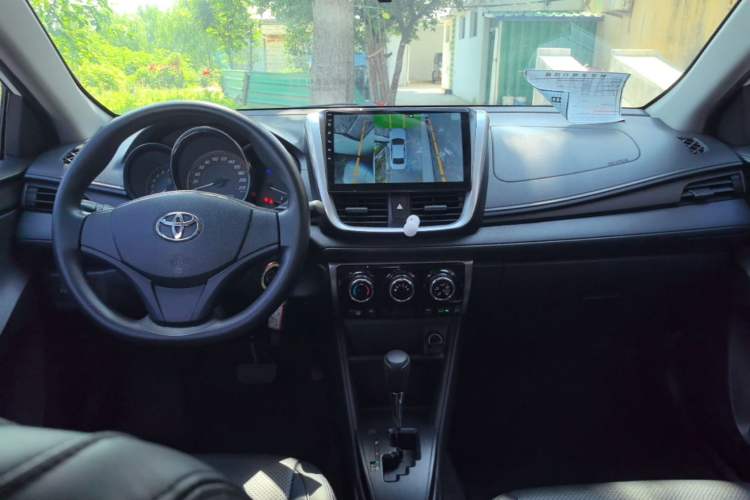 Used Toyota YARiS L Zhi Xuan 2021 X-Trail 1.5L CVT Leading Edition Center Console