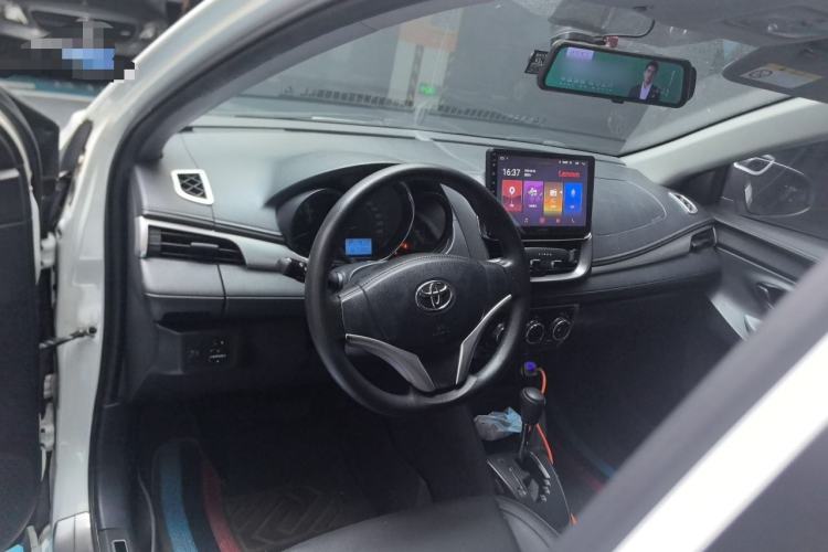 Used Toyota YARiS L Zhi Xuan 2021 X-Trail X 1.5L CVT Prestige Edition Center Console