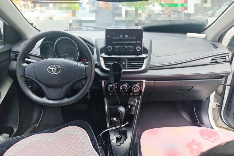 Used Toyota YARiS L Zhi Xuan 2021 1.5L CVT Leading Edition Center Console