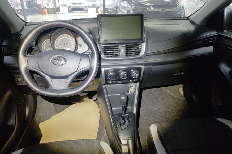 Used Toyota YARiS L Zhi Xuan 2021 X-Trail 1.5L CVT Leading Edition Center Console