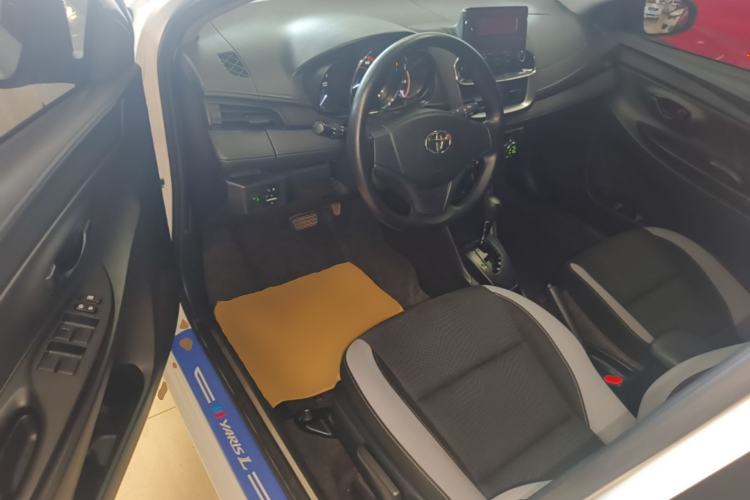 Used Toyota YARiS L Zhi Xuan 2021 1.5L CVT Leading Edition Driver Seat