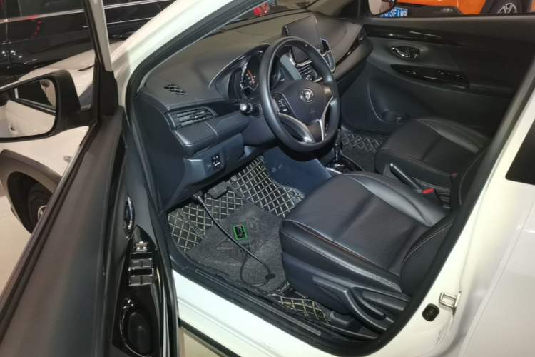 Used Toyota YARiS L Zhi Xuan 2021 X-Trail X 1.5L CVT Prestige Edition Driver Seat