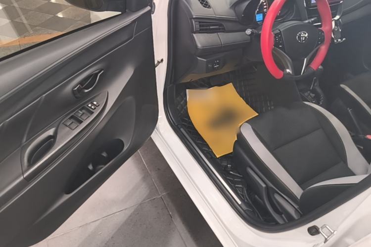 Used Toyota YARiS L Zhi Xuan 2021 1.5L CVT Leading Edition Driver Seat